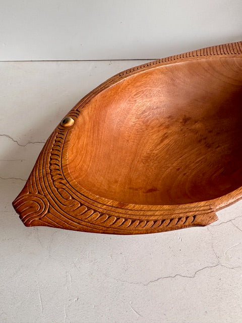 Vintage Hand Carved Large Wooden Fish Bowl, Fruit Bowl, Display, Wooden Tribal Bowl, Key Dish, Coffee Table Decor, Rustic Home Decor