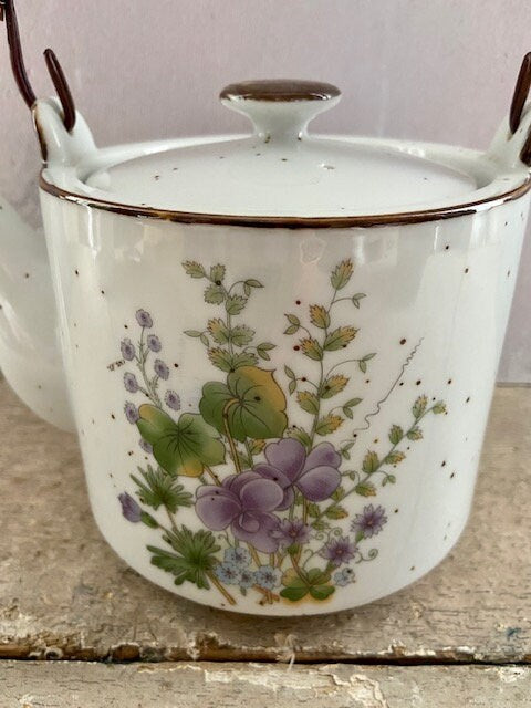 Vintage Oriental Teapot, Japanese Teapot, Japanese Tea Pot Set, Japandi,Decor, Floral Teapot, Sustainable Gifts, Pretty Tea Set