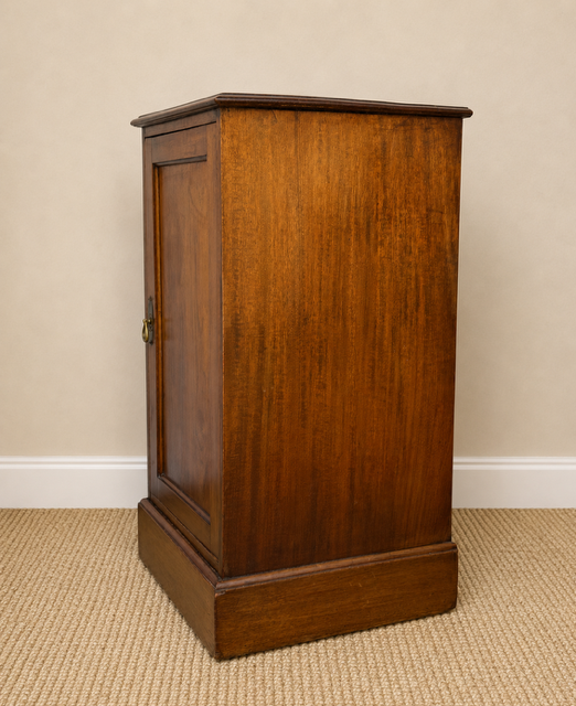 Antique Oak Bedside Cupboard | Small Oak Side Cabinet