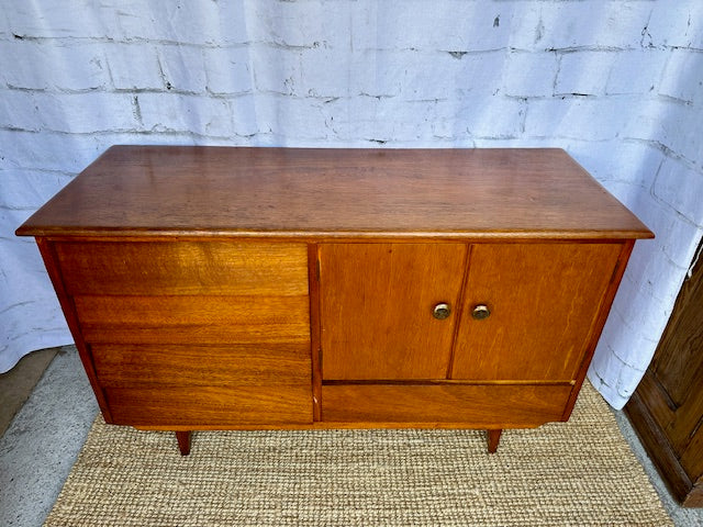 Mid Century Modern Small Sideboard, Hall Console, Cabinet, Entryway Furniture, Media Unit, Living Room Furniture, Scandi, Danish Style, Retro Decor