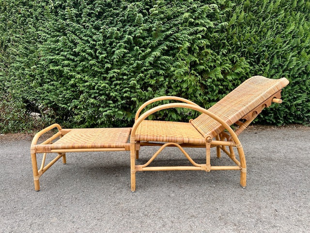 Vintage Bamboo Rattan Reclining Lounger, Mid Century Wicker Chair With Foot Stool, Reading Nook, Day Bed, 1960s, 1970s Boho Decor, Sustainable Living, Mid Century Modern Decor
