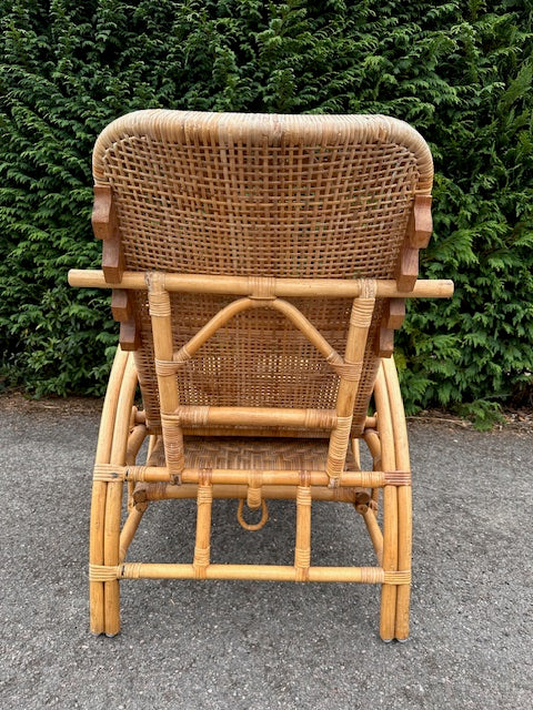Vintage Bamboo Rattan Reclining Lounger, Mid Century Wicker Chair With Foot Stool, Reading Nook, Day Bed, 1960s, 1970s Boho Decor, Sustainable Living, Mid Century Modern Decor