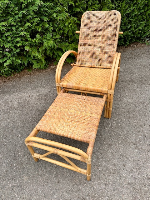 Vintage Bamboo Rattan Reclining Lounger, Mid Century Wicker Chair With Foot Stool, Reading Nook, Day Bed, 1960s, 1970s Boho Decor, Sustainable Living, Mid Century Modern Decor