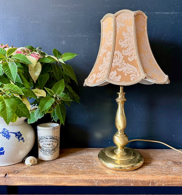 Vintage Brass Table Lamp Base, With Golden Scalloped Lamp Shade, Bedside Lamp, Small Table, Console Lamp, With Shade, Rustic Home Decor, Cottagecore Decor