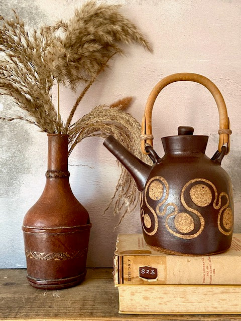 Vintage Rustic Stoneware Pottery Tea Pot / Coffee Pot, Japanese Teapot, IOW Bembridge, Designed By Martyn Gilchrist  Bamboo Handle, Cottagecore, Rustic Natural Decor ,