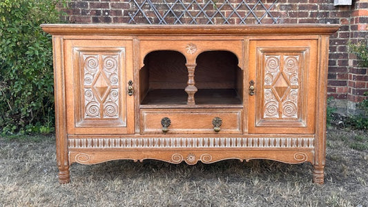Antique Carved Oak Sideboard, Buffet, French Country, Farmhouse Style Decor, Dining Room, Living Room, Hall Console, Kitchen Dresser