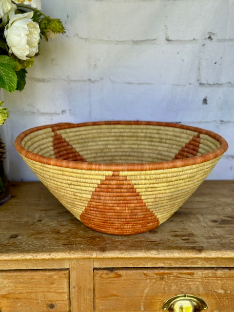 Vintage African Handwoven Basket, Large Decorative Bowl, Wall Hanging Basket, Natural Fibre Centrepiece, Boho Rustic Decor